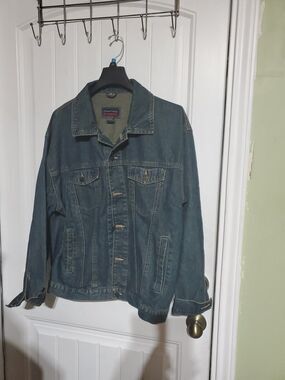 VTG CrossFire Men Jean Jacket Trucker Size M